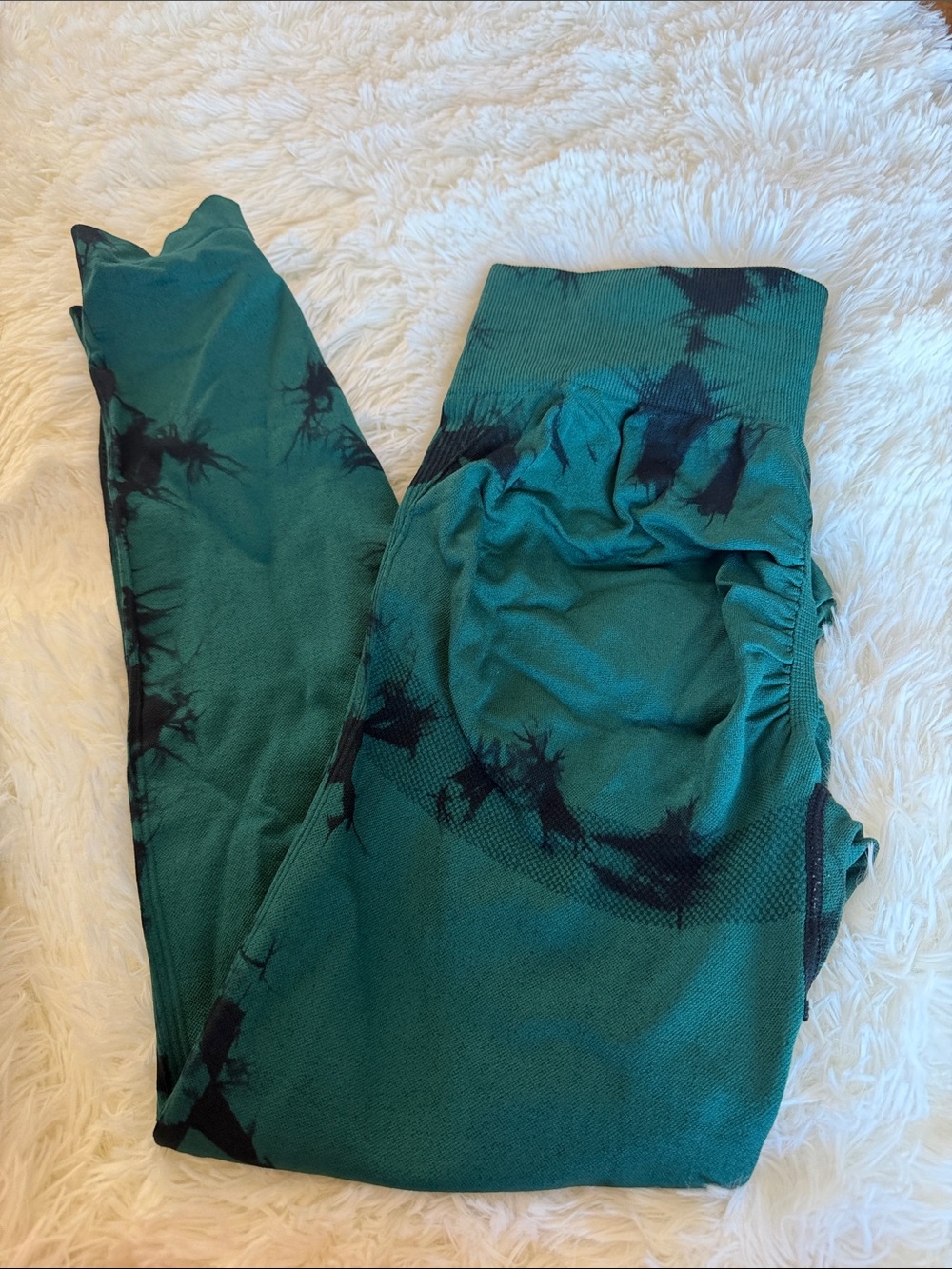 SHEIN Teal and Black Tie-Dye Kids Leggings